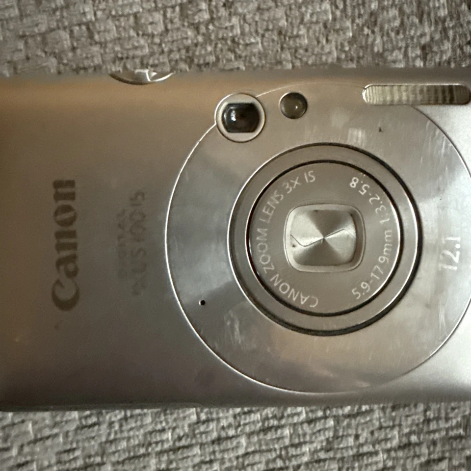 Canon Digital IXUS 100 IS 12.1MP Digital Camera - Image 4 of 4
