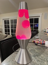 Lava Lamp Motion  Glitter Model 5200 52 OZ Silver Base Red Wax Clear 2010