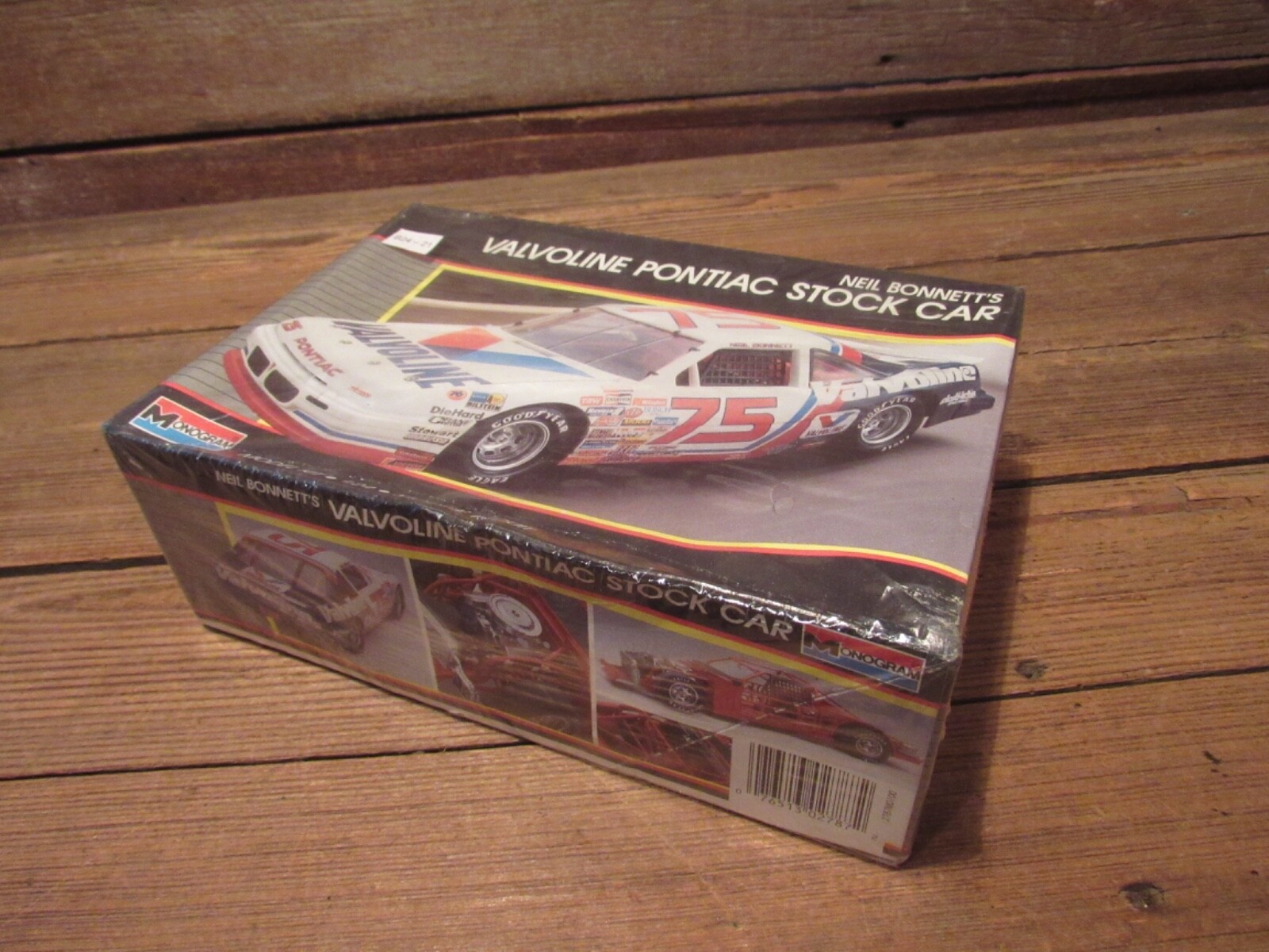 1989 Monogram Neil Bonnett's VALVOLINE PONTIAC STOCK CAR Model Kit ...