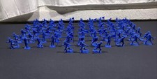 DULCOP ITALY 1:32 7th CAVALRY SOLDIERS BLUE COLOR LOT OF 80 PCS