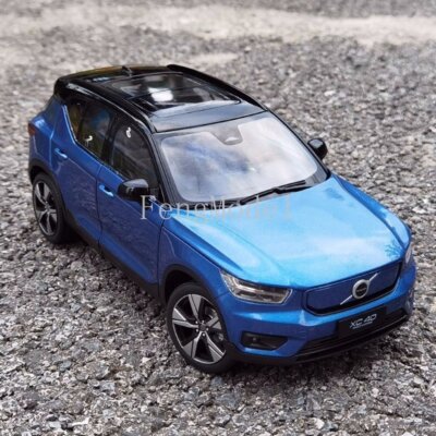 1:18 Scale VOLVO XC40 Recharge 2022 Electric Vehicle Diecast Model