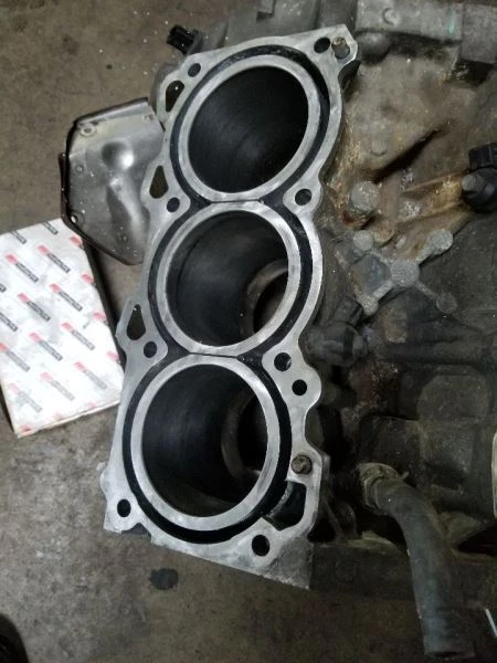 Cylinder Block 4.0L 6 Cylinder Fits 05-19 FRONTIER 55920 - Image 3 of 4