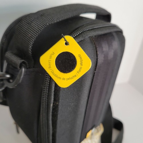 Case Logic Camera Video Carring Case 6”x5”x4” with Cross Body Shoulder Strap - Picture 2 of 10