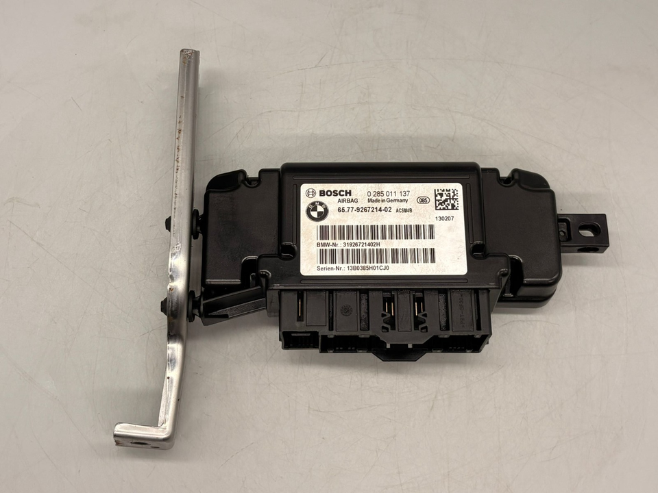 BMW 5 SERIES 2002 E39 - Airbag Control Module Unit 926721402 6577926721402
