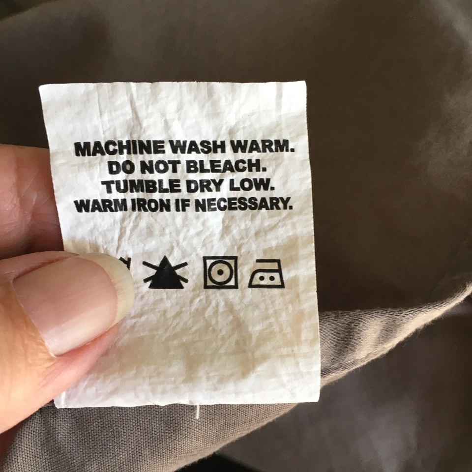 Wamsutta King Flat Sheet Dark Taupe 100% Cotton Approximately 108" Wide 98" Long - Image 4 of 4