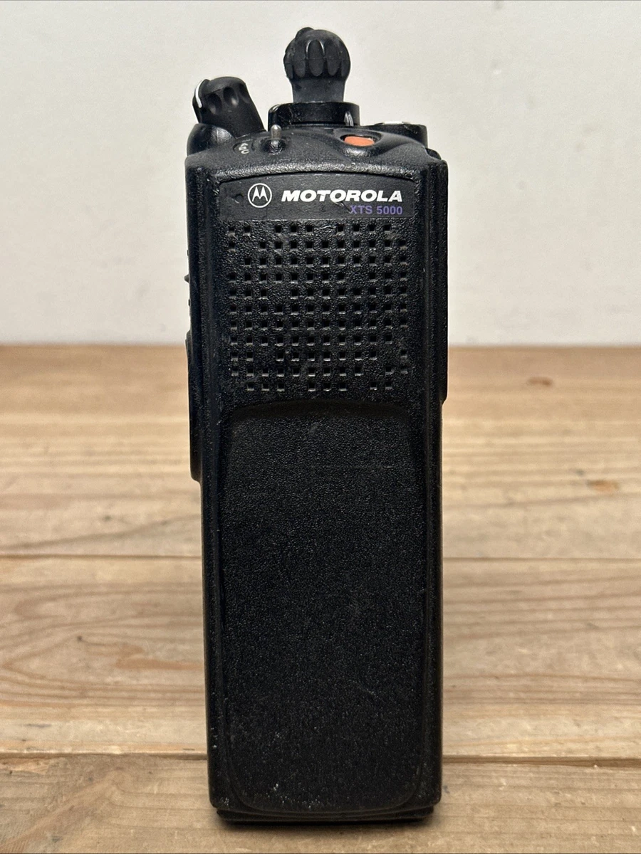 G*W様 MOTOROLA XTS 5000 R (不動品)TCI PTTスイッ G*W様 MOTOROLA XTS 5000 R (不動品)TCI PTTスイッ XTS® 5000 Digital