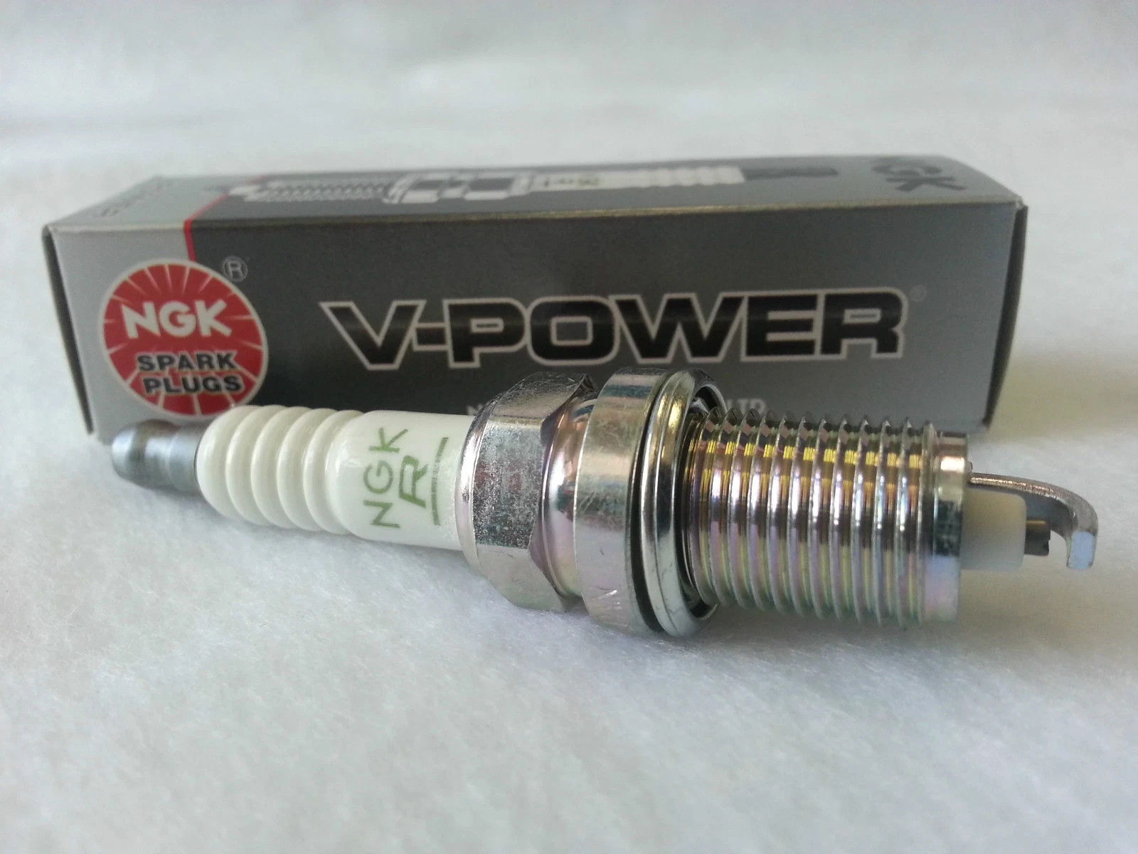 1-New NGK V-Power Copper Spark Plugs BCPR5EY #1266 Made in Japan 