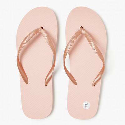 Women's Pink Flip Flops Size 6 - 8 Textured Sole Comfort Sandals Beach Pool USED