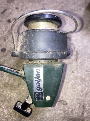 ANCIEN MOULINET DE pêche galion 12 r en bon etat EUR 15,00 - FR