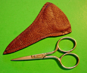 4" Sharp Italian Embroidery Sewing Scissors w/case Money Back Guaranteed to Cut