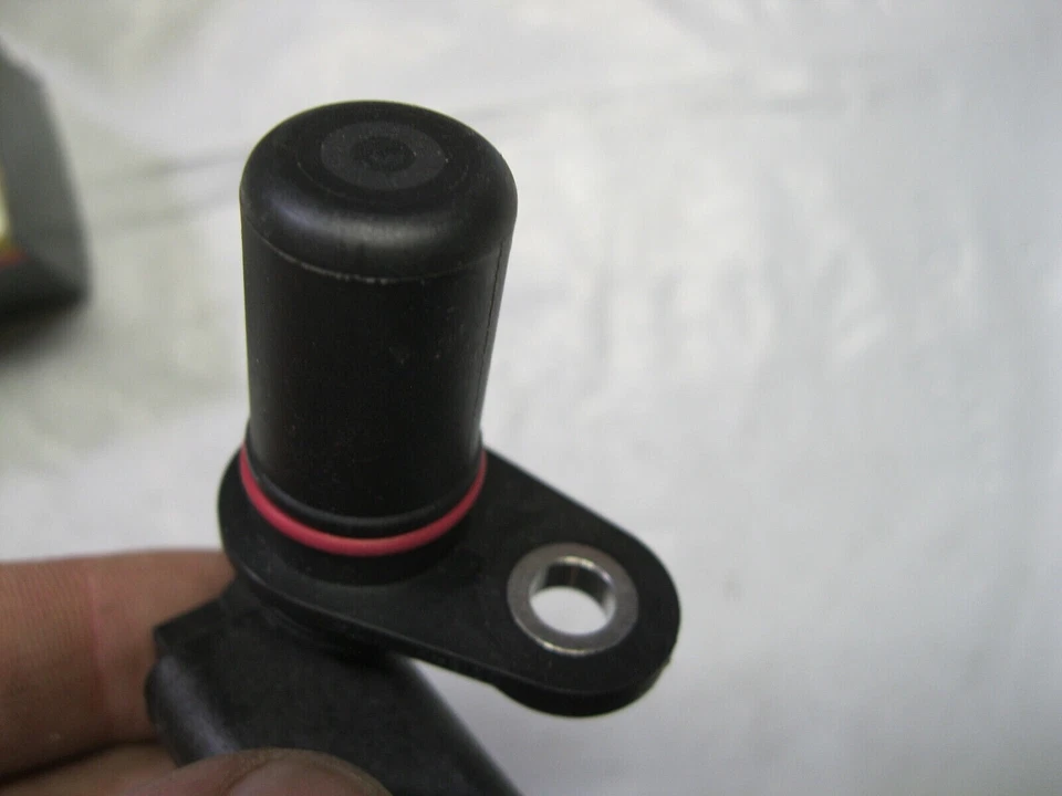 Airtex 5S7060 Crankshaft Crank Position Sensor Foto 3 de 4