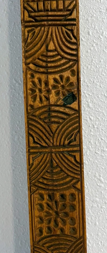 Antiguo molde para pastel de arroz Ddeoksal coreano siglo XIX tallado a mano firmado 1873 Foto 3 de 4