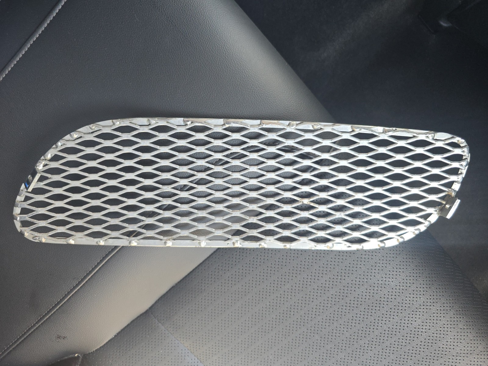 2003-2008 Bentley Continental GT GTC Front Bumper Right Side Mesh Grille OEM 