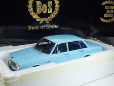 (KI-08-40) BOS BOS426 Volvo 144 Limousine hellblau in 1:18 in OVP