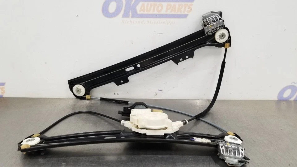 07 BMW M5 E60 DOOR WINDOW REGULATOR FRONT RIGHT PASSENGER - Image 2 of 4