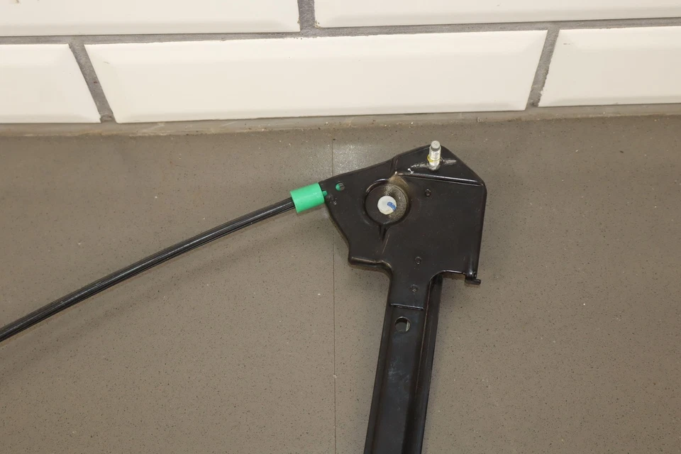 04-09 Cadillac XLR Puerta Pasajero Derecho Ventana Eléctrica Regulador Foto 4 de 4