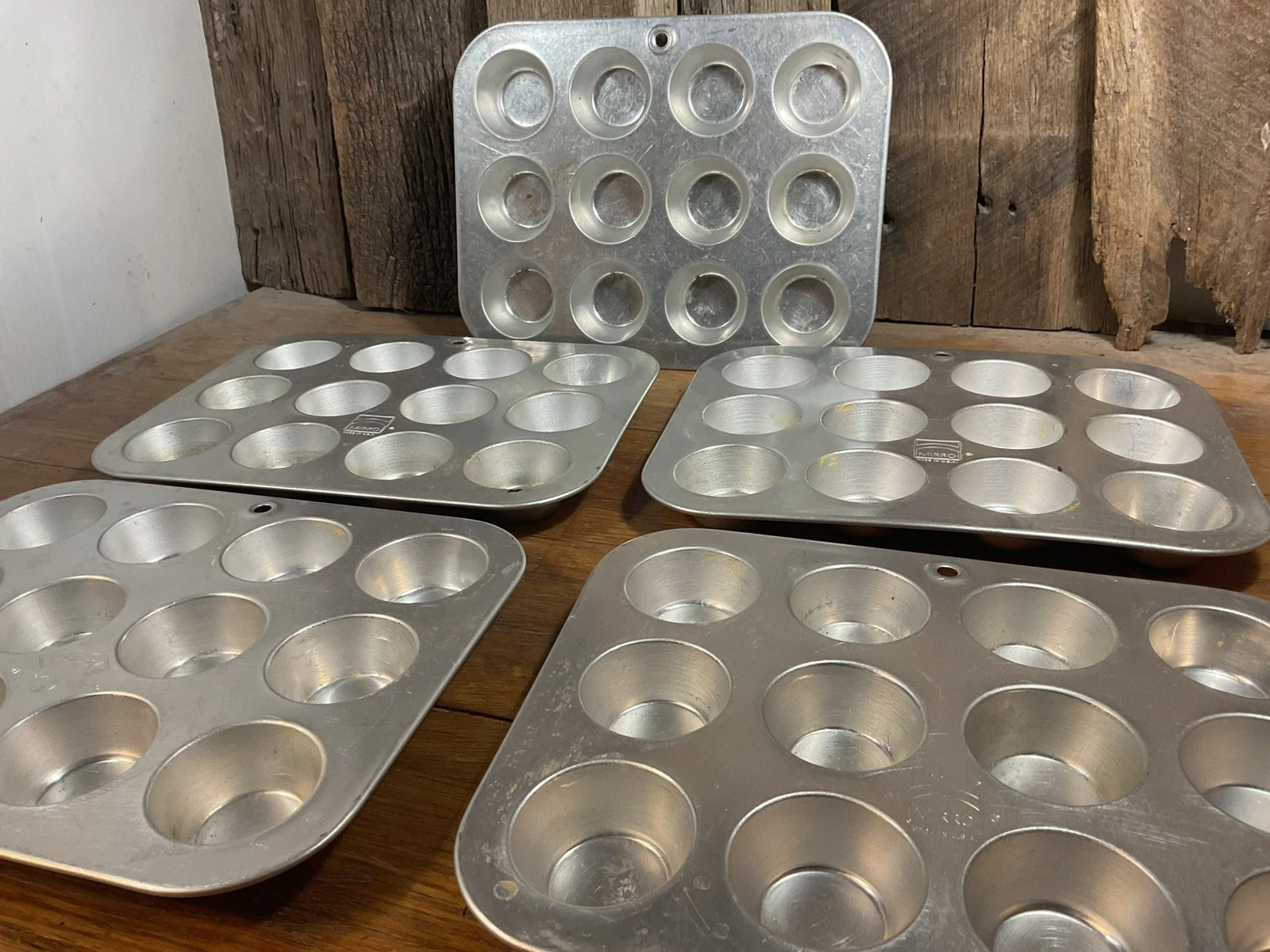 Vintage Lot of 5 - 1.75” Mini Muffin Cupcake Pans Aluminum Foley Mirro
Opens in a new window or tab