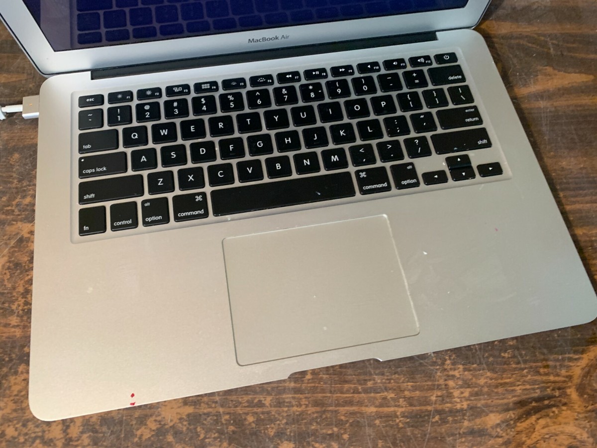 Apple MacBook Air A1466 13.3 inch Laptop - MD760LL/B (June, 2013
