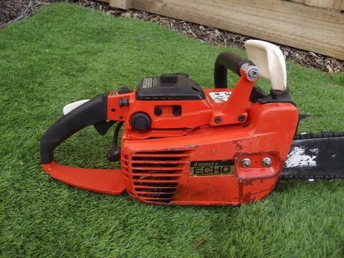 Echo 400 EVL Chainsaw - Picture 6 of 7