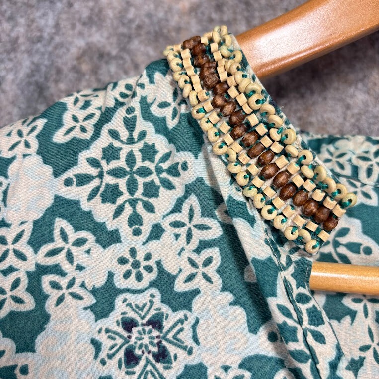 Picture 3 of 12