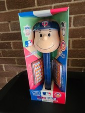 Giant Charlie Brown 12 inch MLB  pez Minnesota Twins