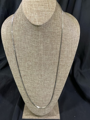 VINTAGE SILVER TONE UNIQUE LINK Flat Folded Book Link CHAIN NECKLACE 30”