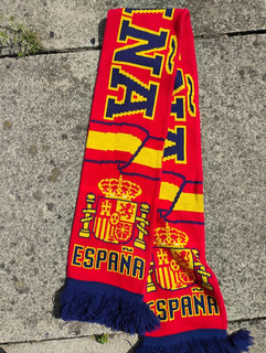 SPAIN FOOTBALL SCARF pristine condition ready for World Cup