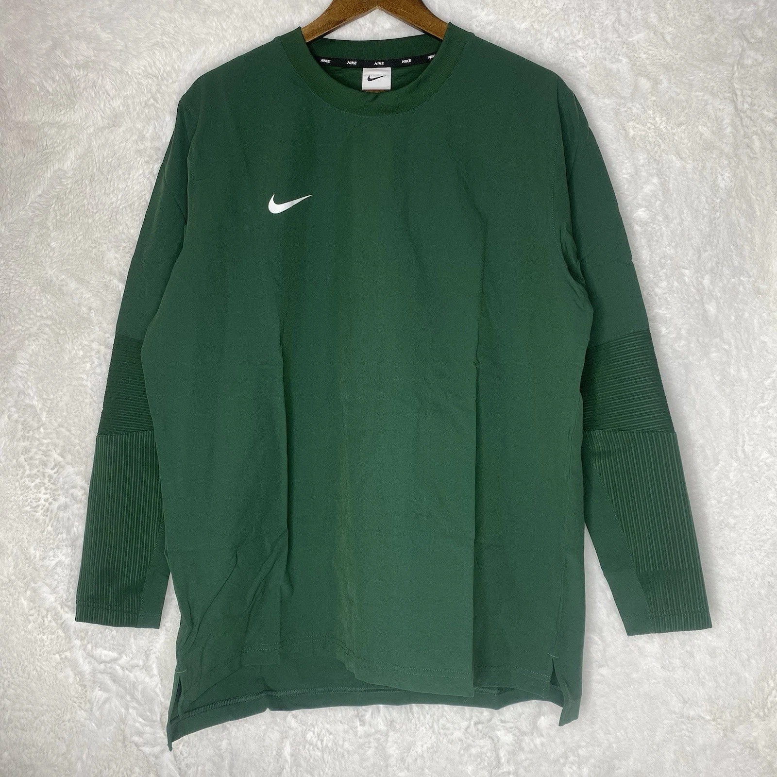 Nike Dri-Fit Lightweight Player Pullover Baseball Green Mens Size Medium NEW