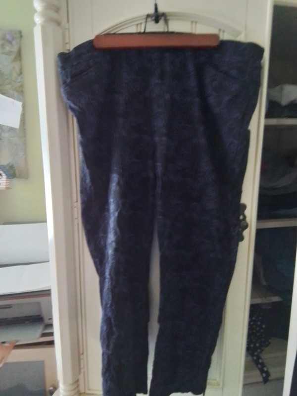 Chico size 3.5 purple and black stretch pants
