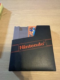 Donkey Kong Classics PAL NES Complete With Manual.