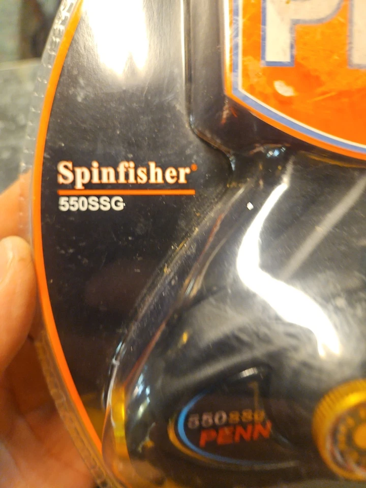 Carrete giratorio Penn Spinfisher Graphite 550SSg nuevo en stock nunca usado Foto 2 de 4