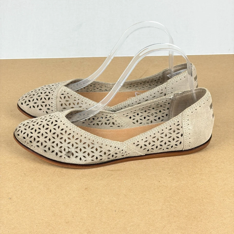 Toms Jutti Suede Laser Cut Flats Womens 8 Tan Taupe Slip On Casual Comfort - Image 1 of 4