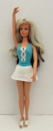 Vintage Tuesday Taylor Barbie Doll Swivel Scalp Blonde Brunette 1975 Ideal EUC
