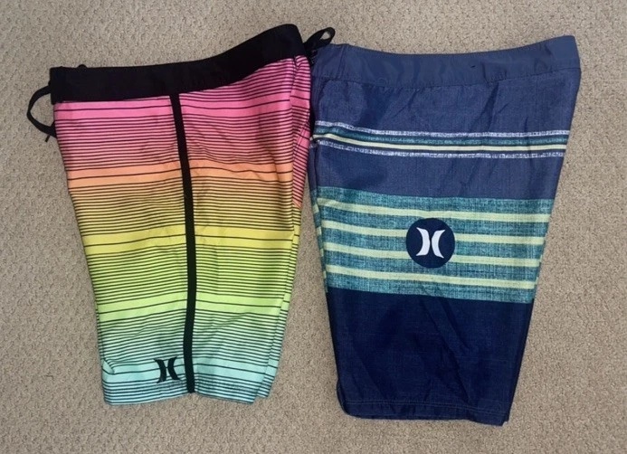 Lote de 2 pantalones cortos de tabla de surf HURLEY Stretch para niños -Talla 12/26 Foto 2 de 2