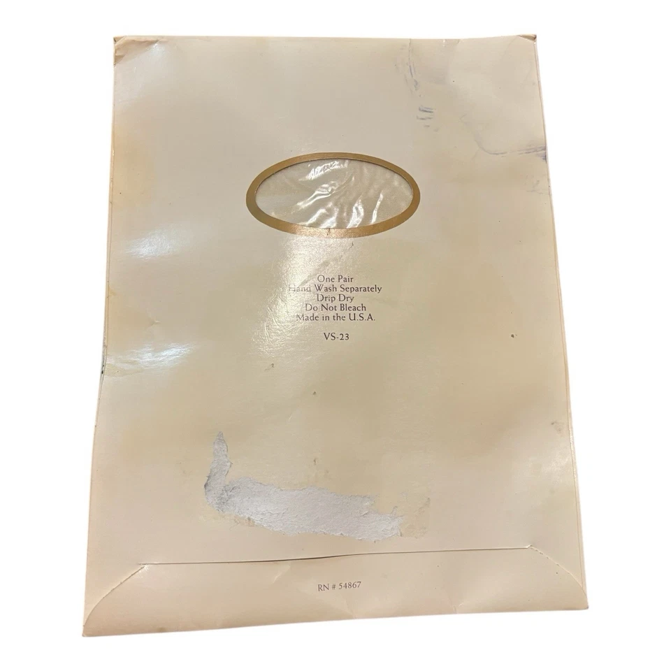 Medias vintage Victoria's Secret de encaje transparente hasta el muslo crema 251-540 talla M Foto 2 de 4