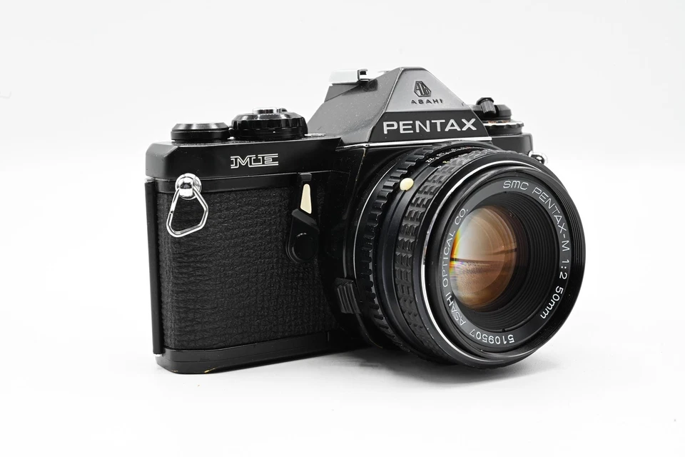 Kit de cámara SLR Pentax Black ME 35 mm con lente de 50 mm - hallazgo raro, gran aspecto Foto 2 de 4