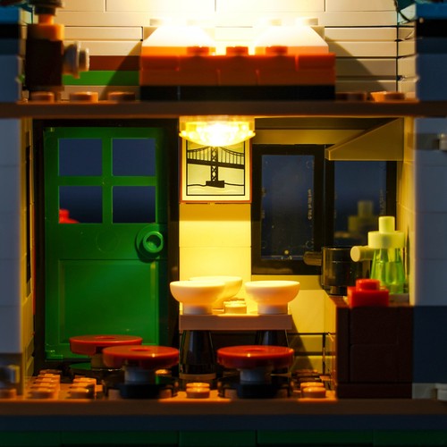 BrickBling LED Light Kit for LEGO Creator 3 in 1 Cozy House 31139 Only Lighting  - Picture 4 of 10
