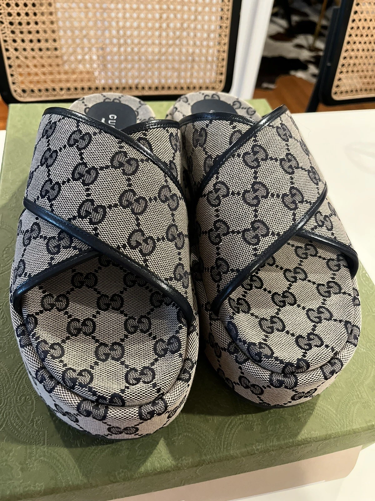 Sandales plateforme Gucci GG Supreme 40