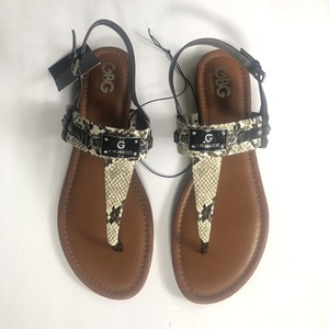 guess sandals size 11