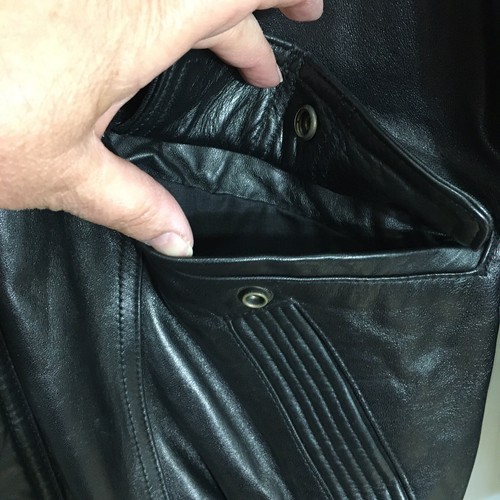 Chaqueta de Bombardero de Cuero para Hombre de Colección Bajo Madera Negra Piel de Cordero con Cremallera Frontal Grande L - Imagen 5 de 10