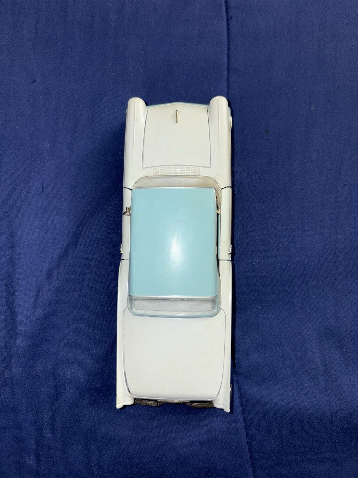 Sunstar 1957 Ford Fairlane Skyliner Hard Top 1:24 Scale | eBay