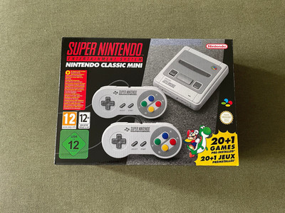 Nintendo Classic Mini Spielkonsole - Super Nintendo - SNES - NEU & OVP