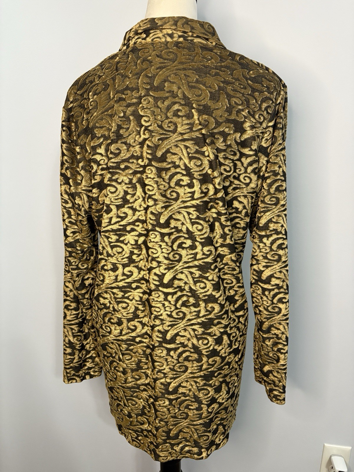 Vintage NEW Diane Von Furstenberg Button Up Gold Velvet Blouse Size Medium