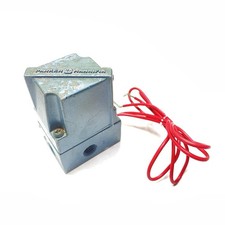 PARKER T21025H2FCT 8.2W 150psig Solenoid Valve New Old Stock 50/60 Cycles