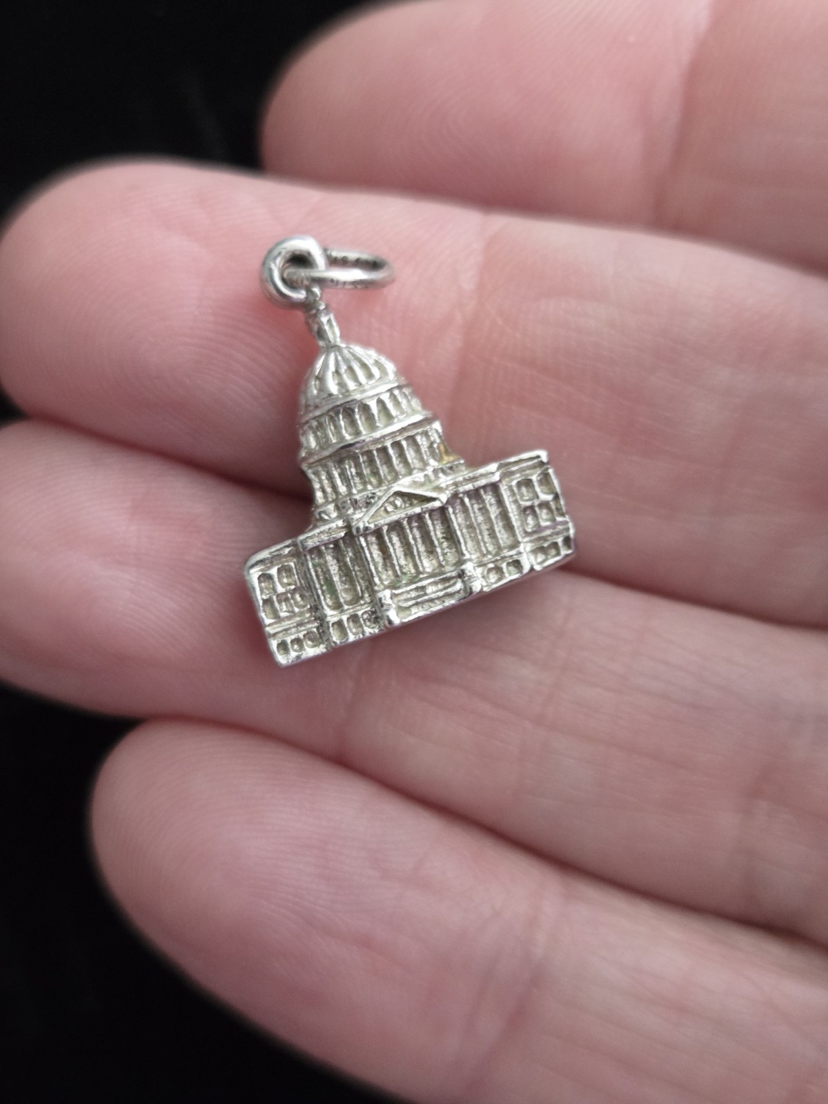 Vintage Sterling Silver Charm Pendant  .925 Capitol Building Washington DC