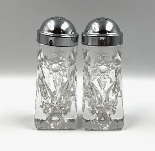 VTG Anchor Hocking Star Of David Early American Prescut Salt & Pepper Shakers