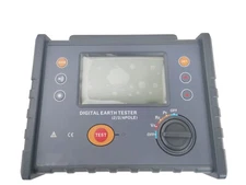 Digital Earth Ground Resistance Tester with Range 0.01Ω～3000Ω Resolution 0.01Ω