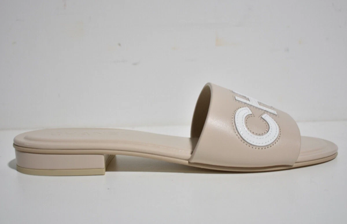 White mule hot sale slides