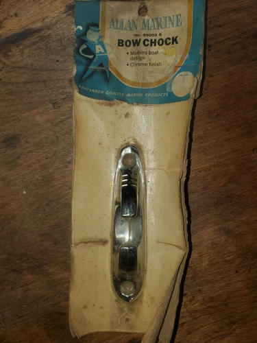 Allan Marine Chrome Bow Chock 65003S Boating New Old Stock NOS tie down