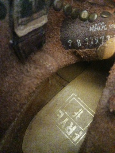 Frye Boots Diana Brown Distressed Studded Leather Ankle Moto Western Casual 9B - Picture 12 of 12